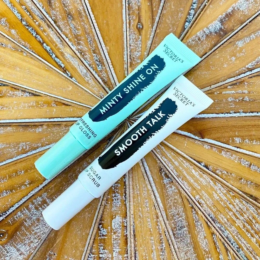 NWT Victoria’s Secret Lip Care Duo - Refreshing Minty Lip Gloss and Sugar Scrub - Picture 1 of 4